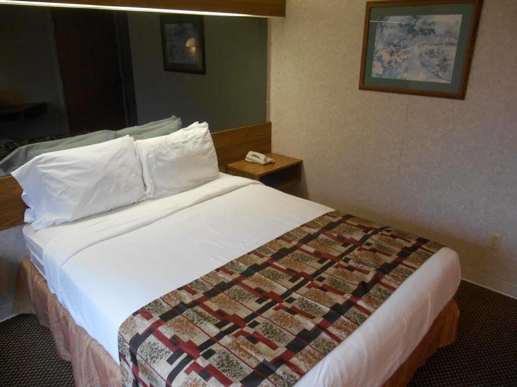 Guest Inn Pigeon Forge Eksteriør bilde